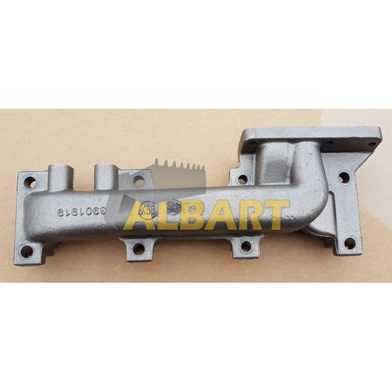 J901919 Kolektor wydechowy CASE 580 SLE SM K SK