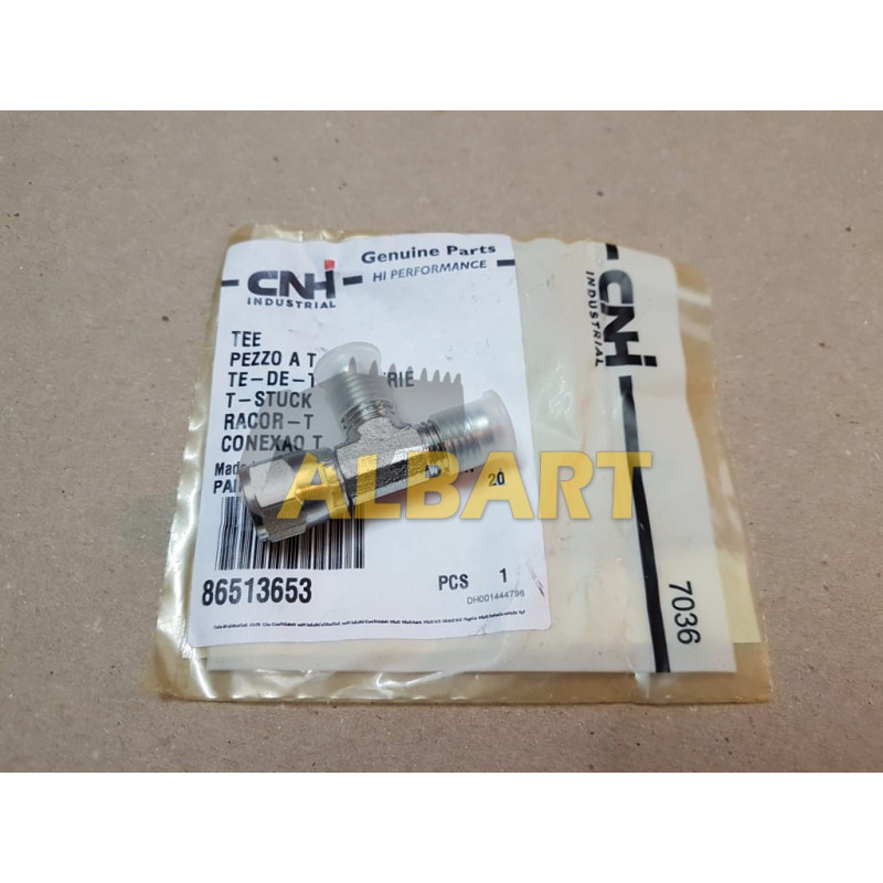 86513653 Trójnik cylinderka blokady przesuwu CASE 580 695 SR od 2005