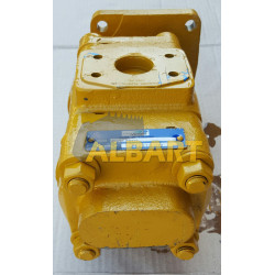 2D140801 Zestaw dwóch wałków pompy hydraulicznej CASE 580 K SK