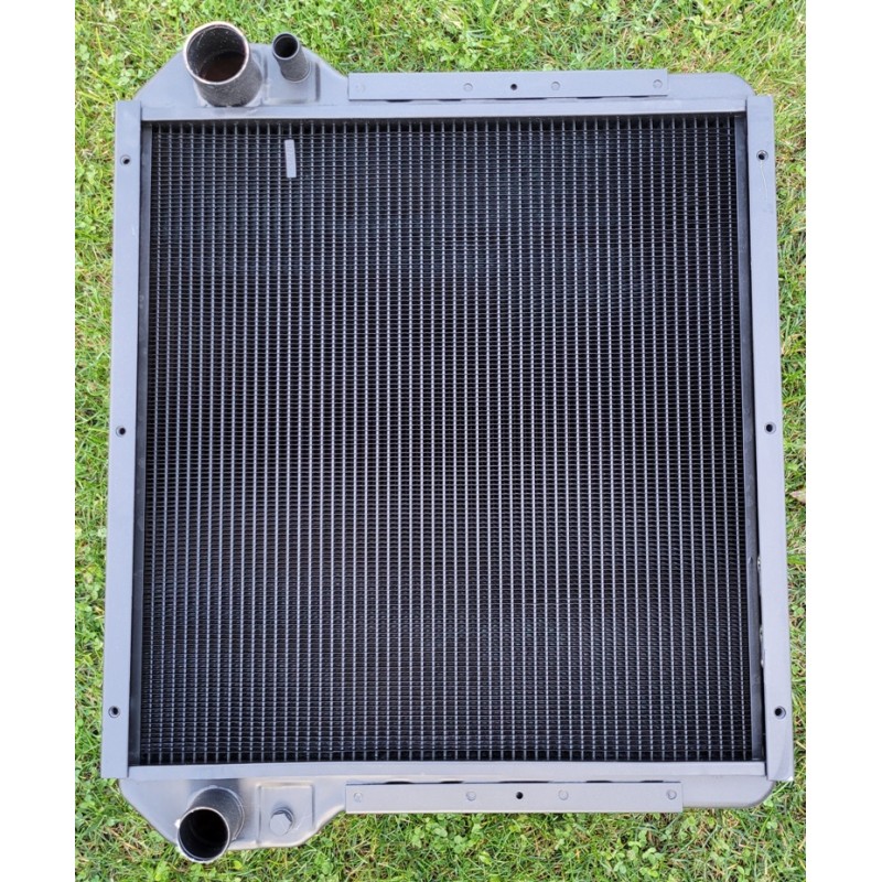 87410096 87310155 Chłodnica CASE 580 SR ST 590 SR ST 695 SR ST New Holland B LB 115 95 110 100
