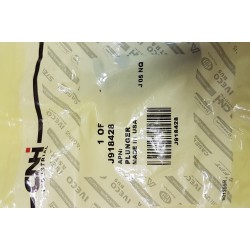 2J918428 Zawór podstawy filtra oleju CASE 580 SLE